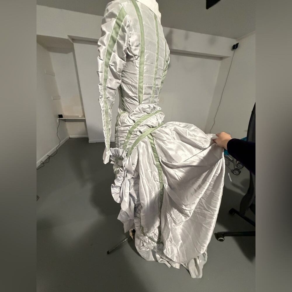 Final price* Gilded Age 1870s Victorian Walking Gown - Picture 12 of 12